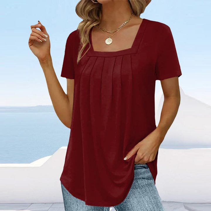 Clouie | Lightweight Pleated Blouse