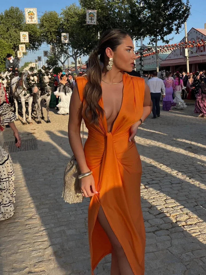 Moriah | Elegant Pleated Maxi Dress