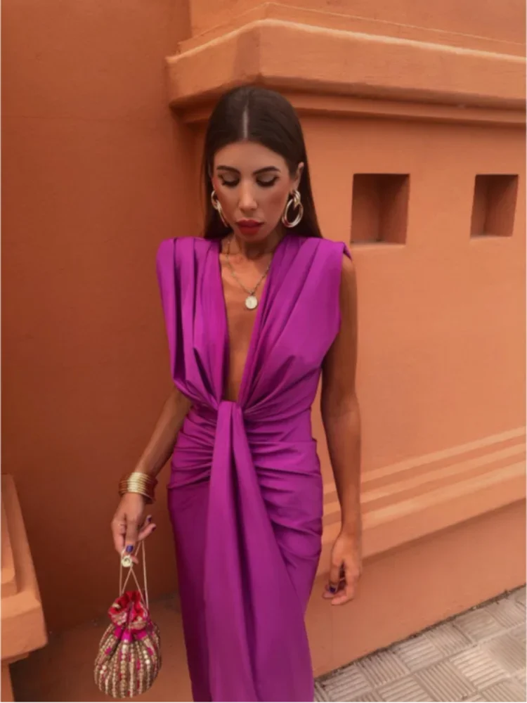 Moriah | Elegant Pleated Maxi Dress