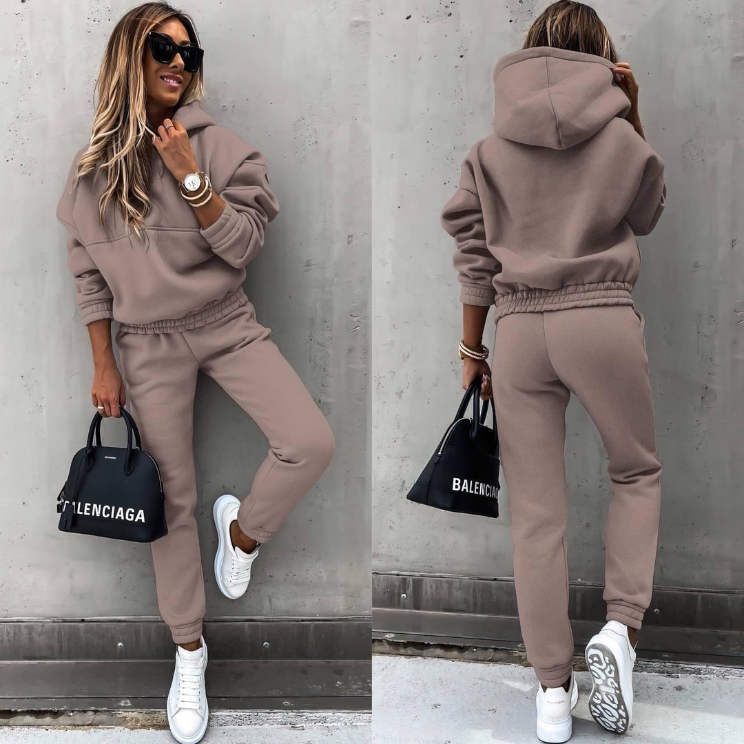 Willow | Women's Comfortable Hoodie & Jogger Set