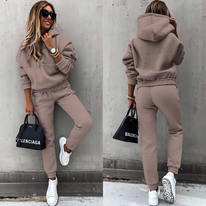 Willow | Women's Comfortable Hoodie & Jogger Set
