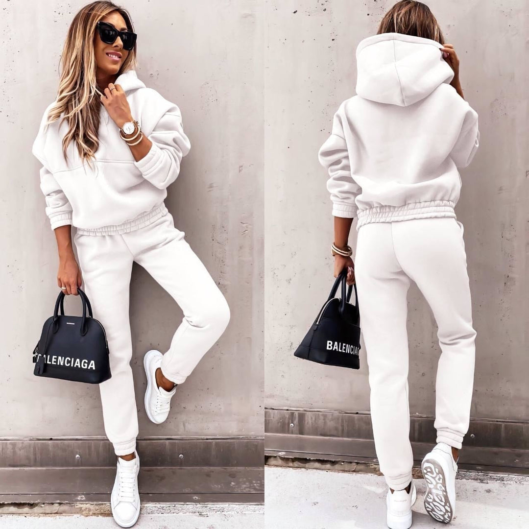 Willow | Women's Comfortable Hoodie & Jogger Set