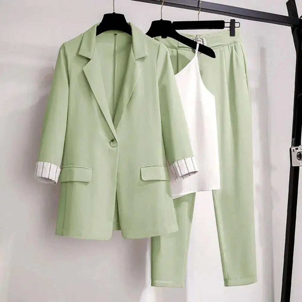 Georgia | Women’s Stylish Three-Piece Blazer and Pants Set