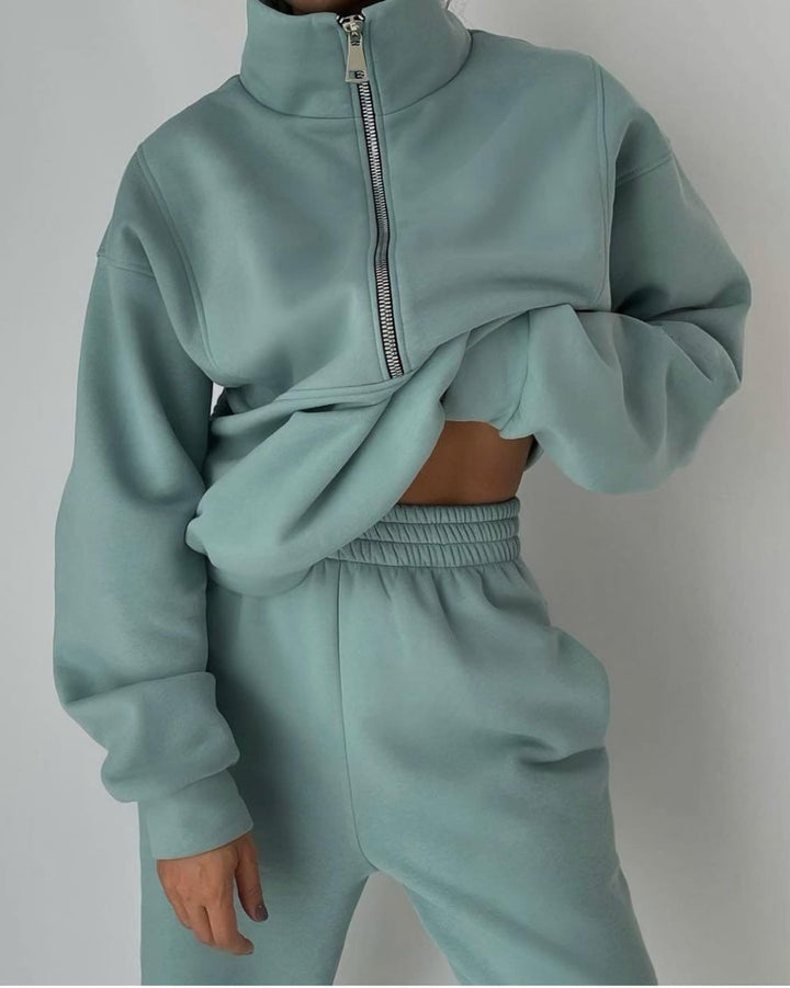 Alice | Women’s Modern Half Zip Sweatshirt and Jogger