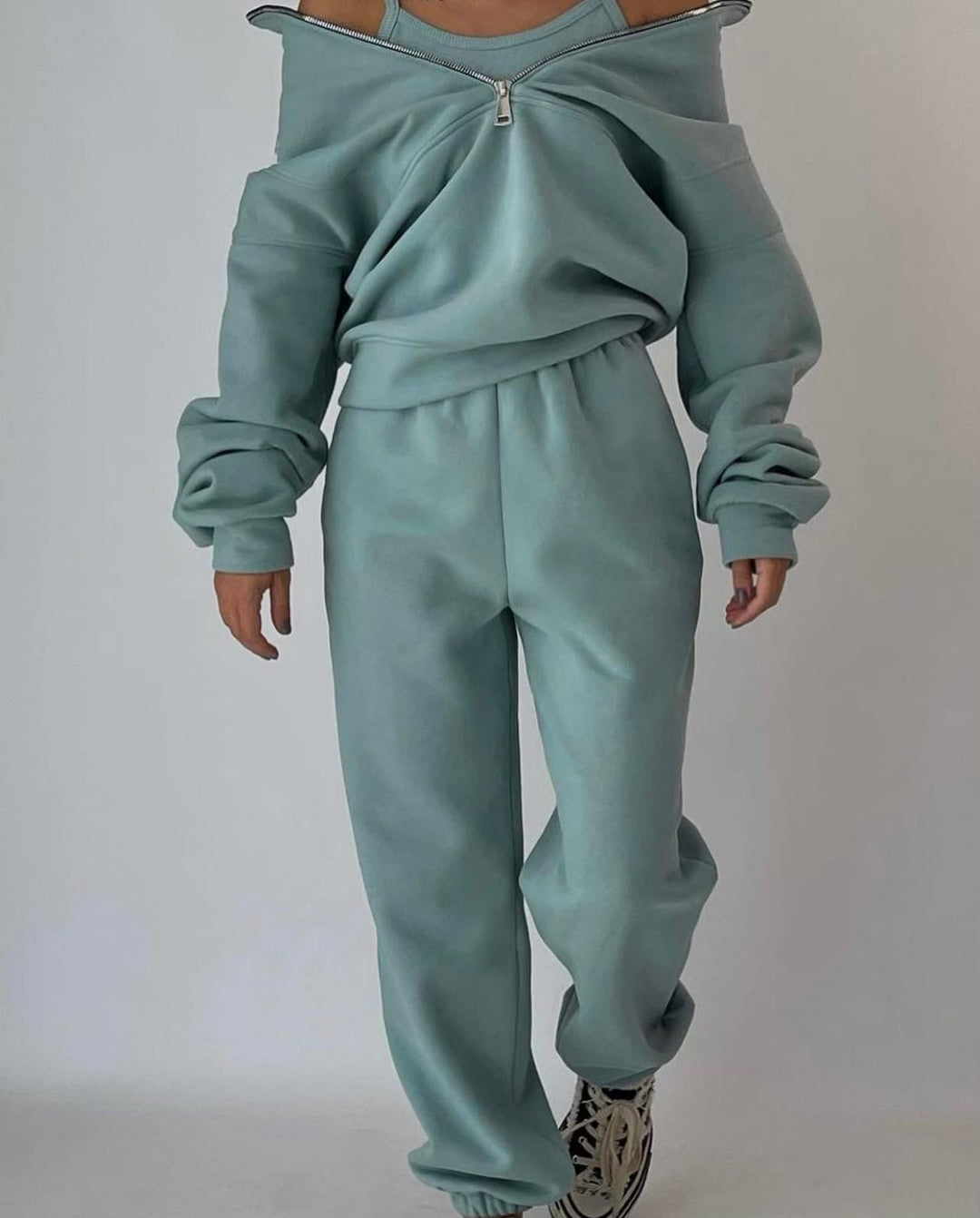 Alice | Women’s Modern Half Zip Sweatshirt and Jogger