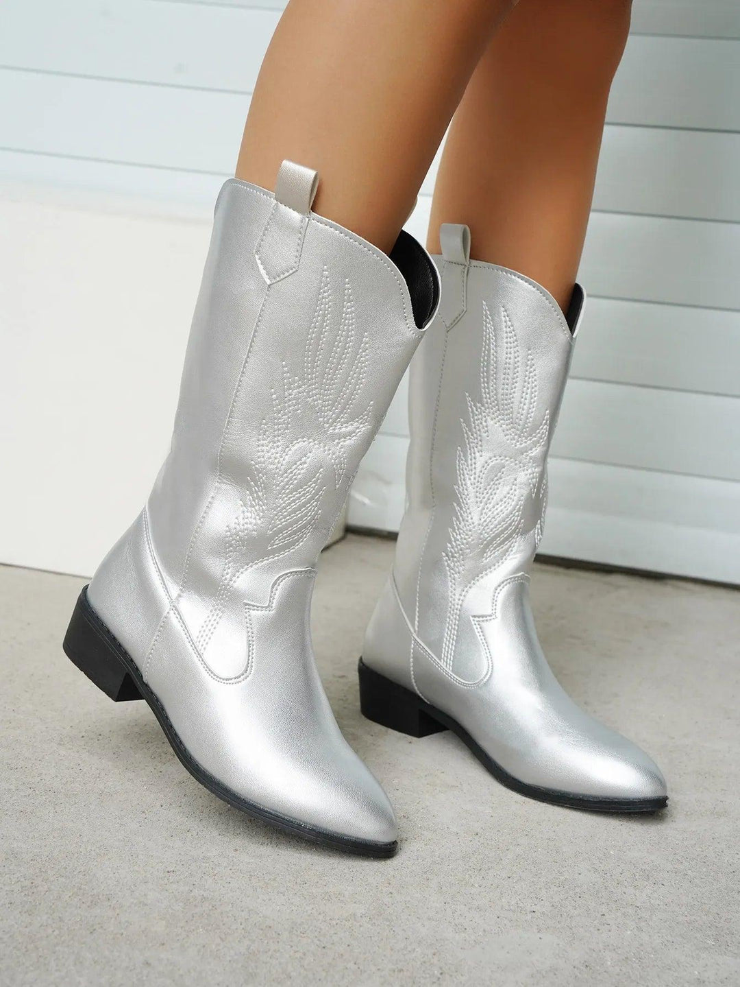 Clara | Women’s Classic Embroidered Western Boots