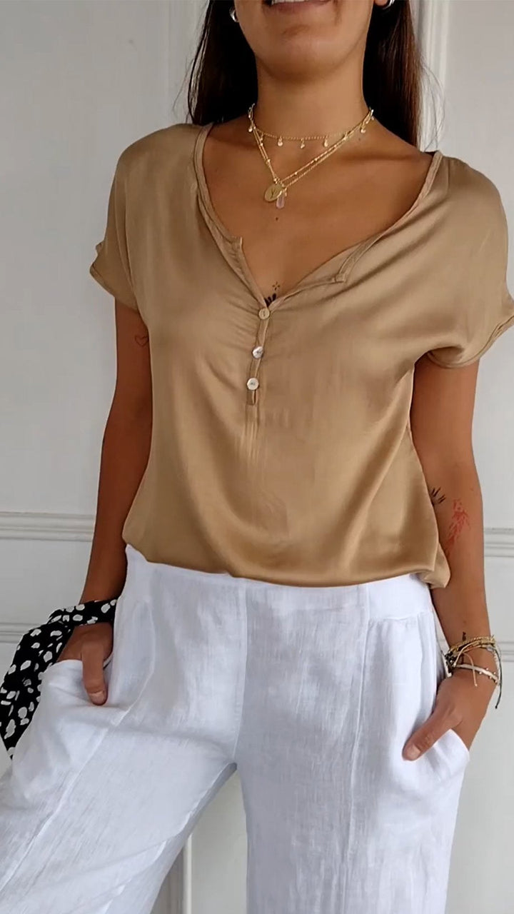 JULIA | COMFORTABLE V-NECK T-SHIRT