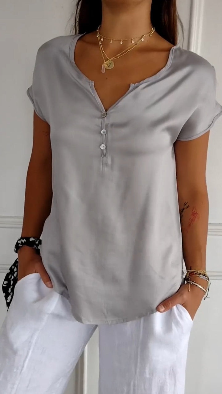 JULIA | COMFORTABLE V-NECK T-SHIRT